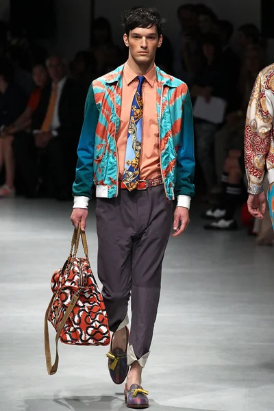 Look 20